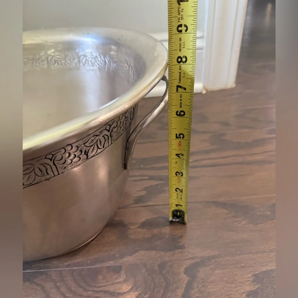VTG Pottery Barn Silverplate Vineyard Collection Oval Party Ice Bucket ~ 17x13x8